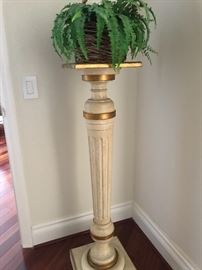 Wood with gilt accents pedestal plant stand