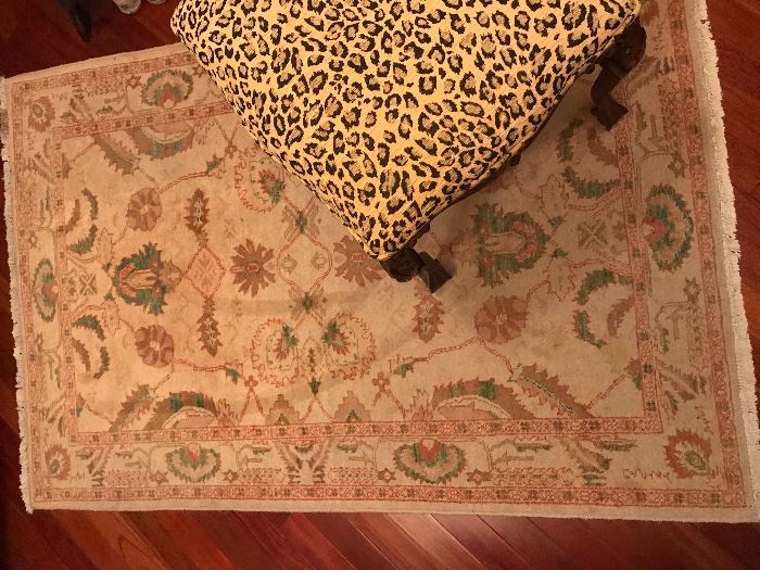 Oushak Rug/Turkish carpet 6' x 4'
