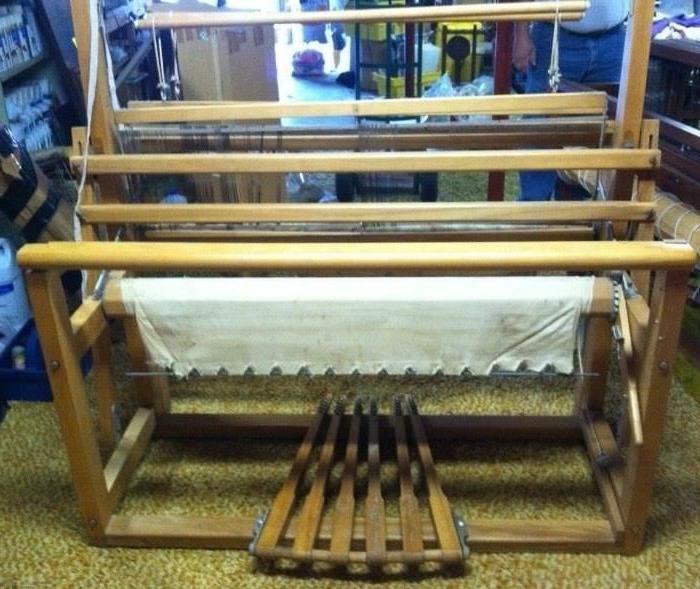 Le Clerc 46 inch rug loom with two harnesses (can add up to 2 more.)  Extra reed included