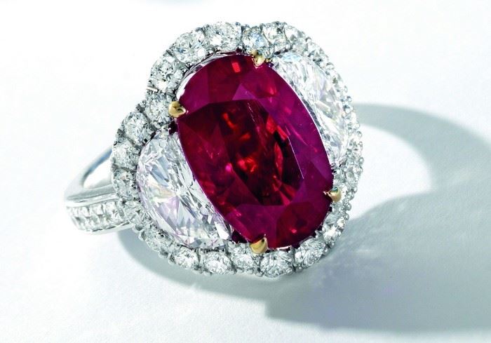 LOT869 Pigeon Blood Ruby Ring