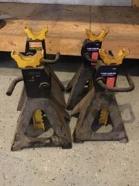 Set of 4 Craftsman 3 Ton Jack Stands https://ctbids.com/#!/description/share/53861