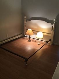Full size Bed and Lamps        https://ctbids.com/#!/description/share/53867
