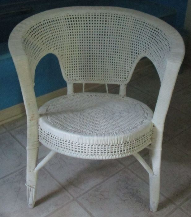 Wicker painted white vanity chair