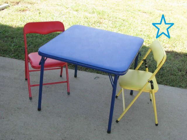 Childrens Table  Chairs
