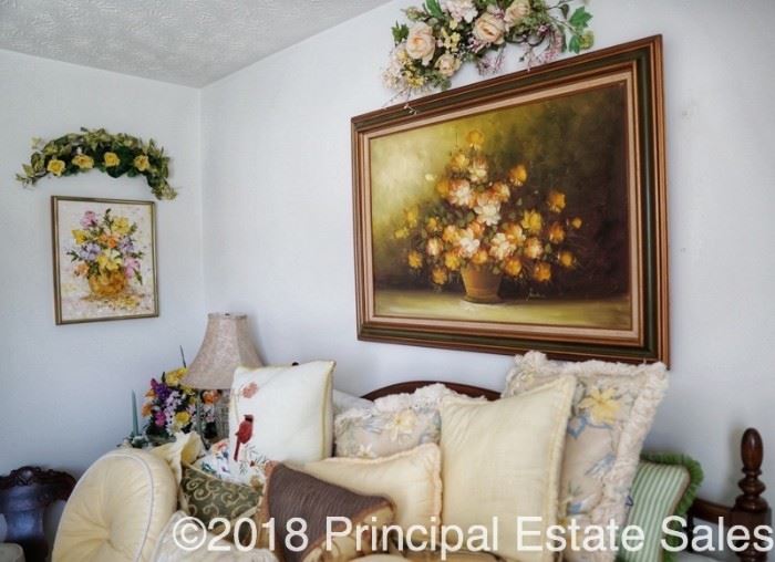 Exquisite floral oil painting.  There's also a matching one on the opposite wall.