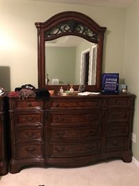 Haverty's Dresser and Mirror
