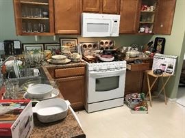 Kitchen Items,  Pots and Pans, Corning ware, etc.