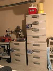 Sterilite 4 Drawer Stackable Storage Drawers