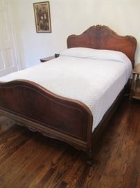 FULL SIZE ANTIQUE BED