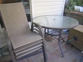 PATIO SET