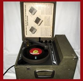 Audiotronics 300T Record Player in Working Condition 