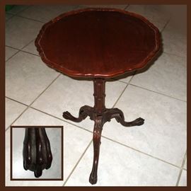 Vintage Pie Crust Table with Ball and Claw Feet 