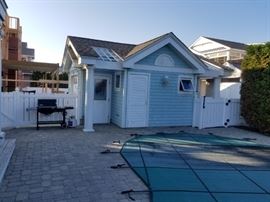 Pool house & equipment