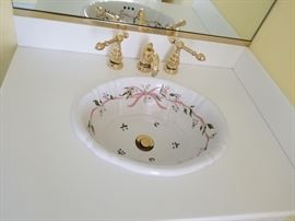Pretty sink!