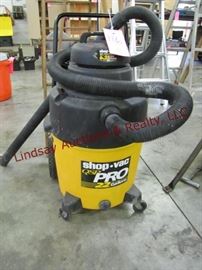 LOT 116 SHOP VAC