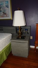 PAIR OF AMERICAN DREW NIGHT STANDS IN CUSTOM FINISH.