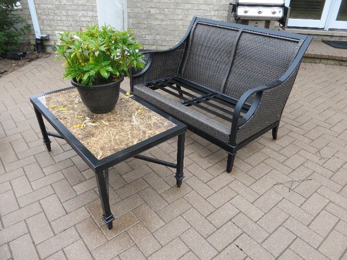5 PC OUTDOOR PATIO SET WITH CUSHIONS
2 CHAIRS, SETTE, 2 TABLES
