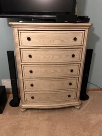 DEMARLOS TALL CHEST OF DRAWERS        RECENTLY PURCHASED - LIKE NEW