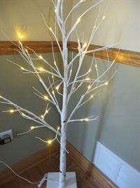 LIGHTED TWIG TREE