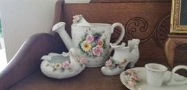 Dainty collectibles