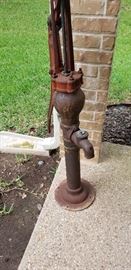 Antique Water pump, great decoration for outdoors or your man cave
