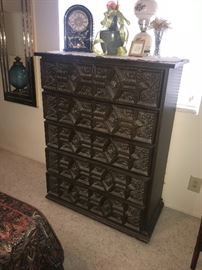 Part of the 5 pc bdrm suite, chest drawers