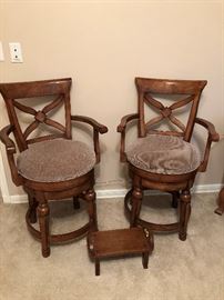 Swivel Wood Framed Bar Stools