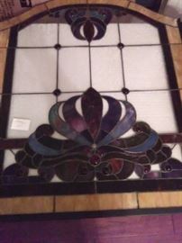 Center piece... Light fixture comes with it to shine in the back