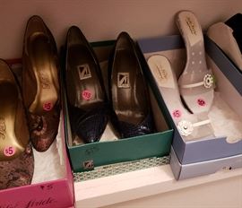 ladies shoes