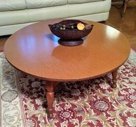 VINTAGE MID-CENTURY COFFEE TABLE