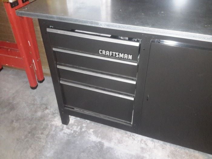 Tool cabinet work bench
