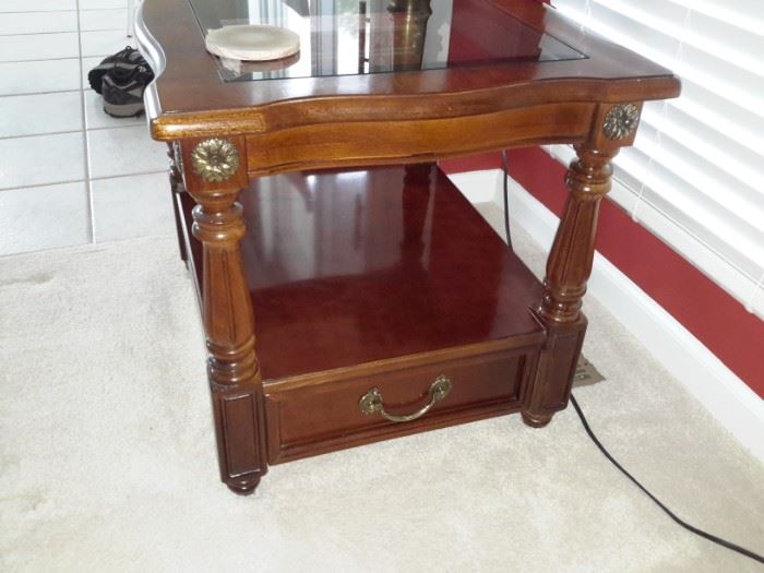 Lamp table / with glass  insert 