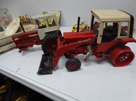 Ertl tractors metal