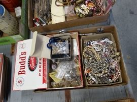 Lot of costume jewelry