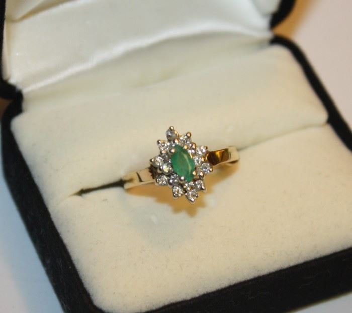 Gold, Diamond and Emerald Ring