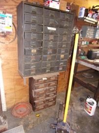 Awesome tool chest, vintage and antique