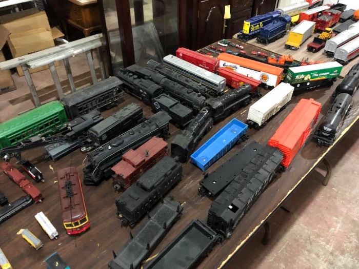 Lionel Trains loose inventory. The loose ones are not on live auctioneer although we may have the boxes stored in warehouse. Some great trains here!