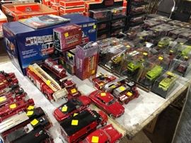 Franklin Mint New in box large firetruck replica available on live auctioneer