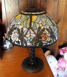 Tiffany Style Replica Leaded Glass Table Lamp With Dragon Fly Motif, 24"