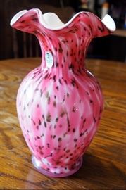 Fenton Vasa Murrihina Adventurine, Green, Rose Pink Vase, 9"