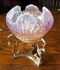 Fenton Pink Opalescent Glass Bowl With Stand, 8.5"