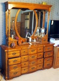 Rock City, Sold Wood 11 Drawer Dresser With Mirror, 78" x 64" x 18"