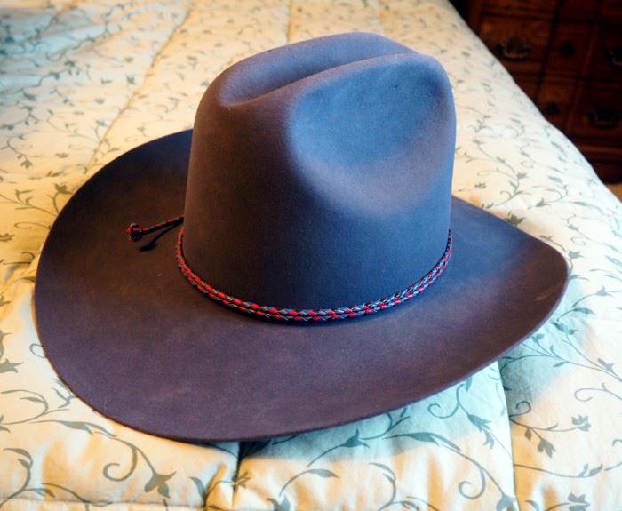 Resistol Self Conforming Western Hat #4XXXX Beaver, Size 7 1/4, New In Original Box