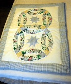 Machine Stitched, Full Sized, Wedding Ring With A Star Quilt With Matching Shams And Quilt Rack