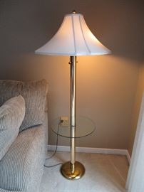 FLOOR TABLE LAMP