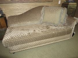 FAINTING COUCH SLEEPER
CUSTOM FABRIC UPHOLSTERY