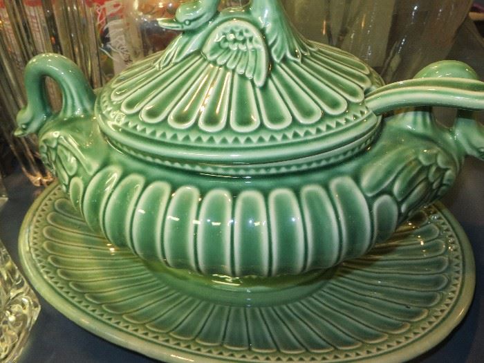 GREEN SOUP TUREEN WITH FIGURAL SWAN HANDLES
WITH UNDER PLATE
