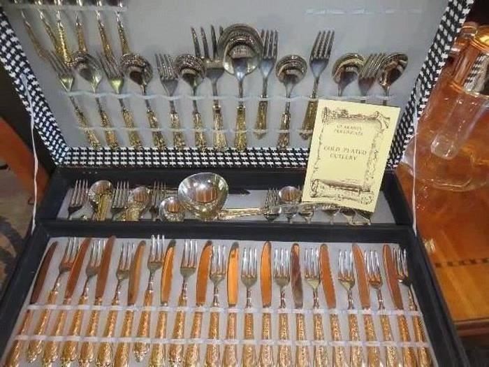 GOLD PLATED FLATWARE EPZING
MADE IN ITALY
