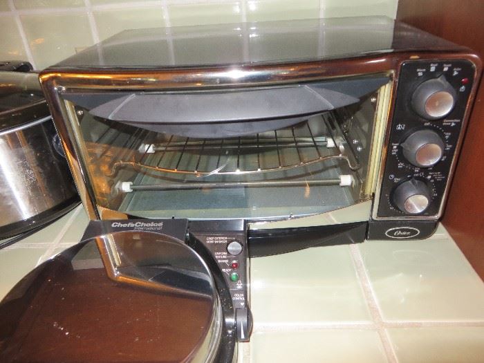 OSTER TOASTER OVEN
