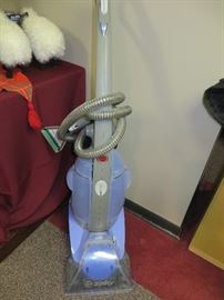 STEAMVAC AGILITY
HOOVER CARPET CLEANER
